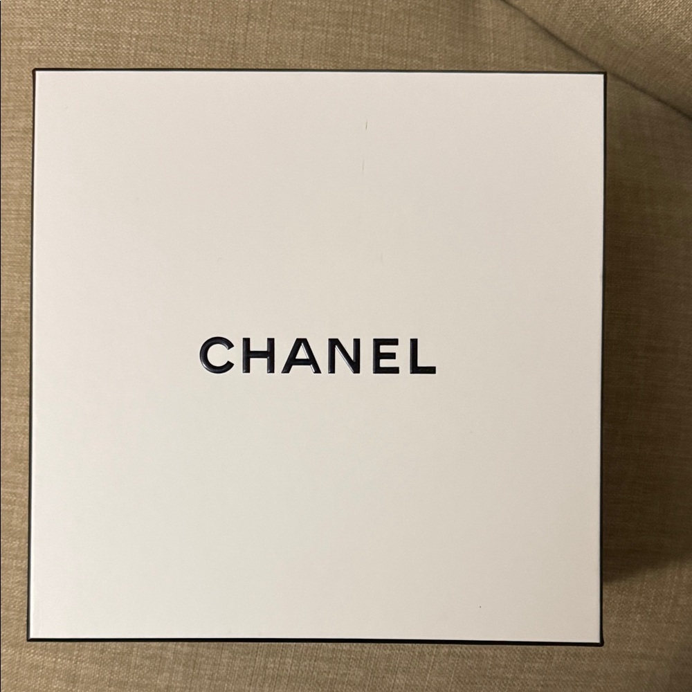 CHANEL Classic White Gift Box